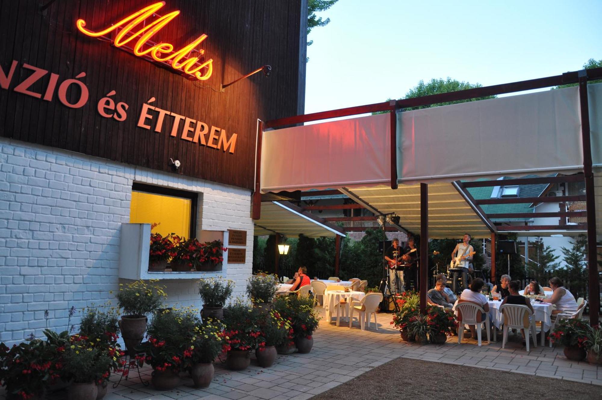 Hotel Melis Balatonlelle Luaran gambar