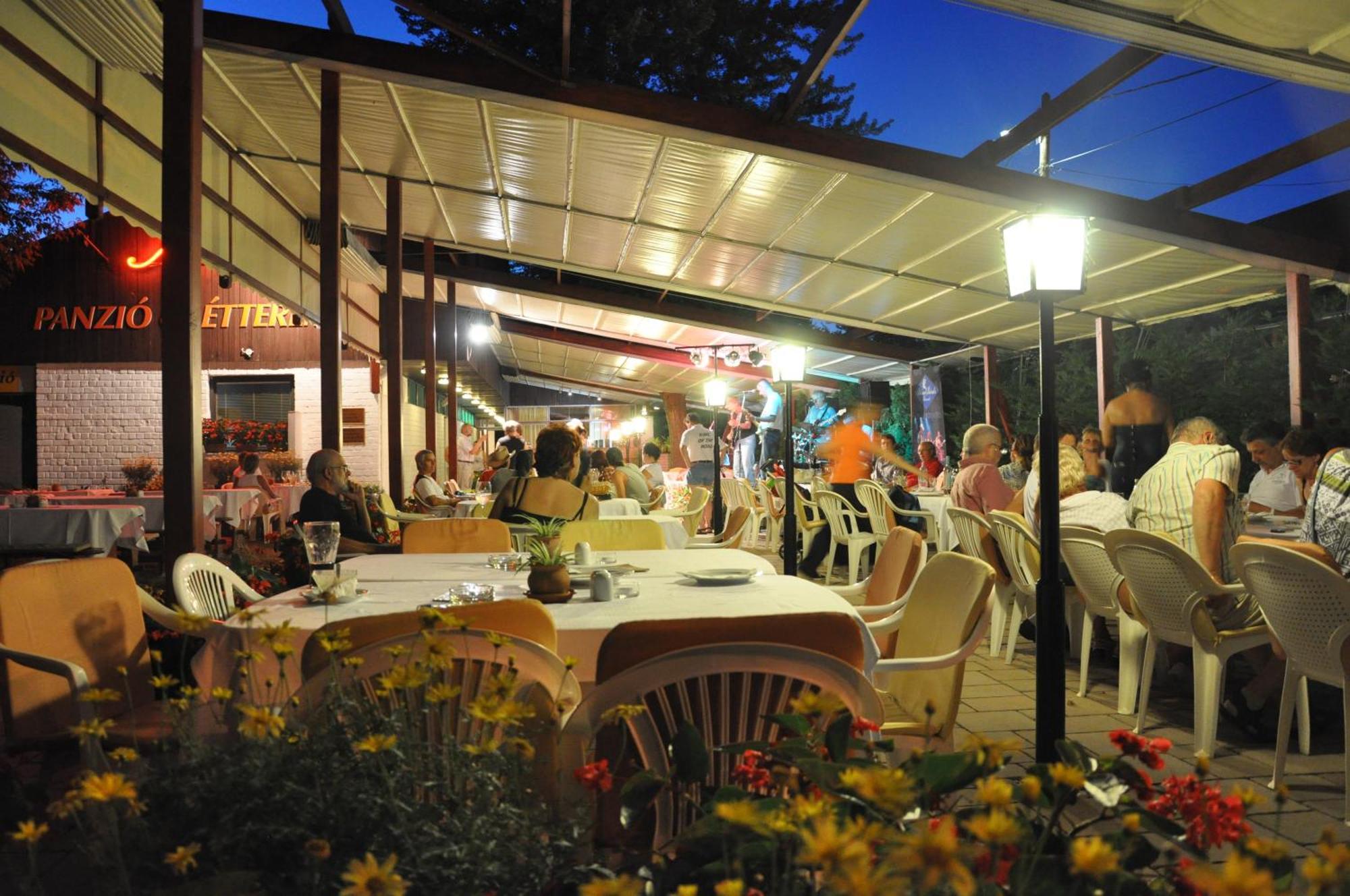 Hotel Melis Balatonlelle Luaran gambar