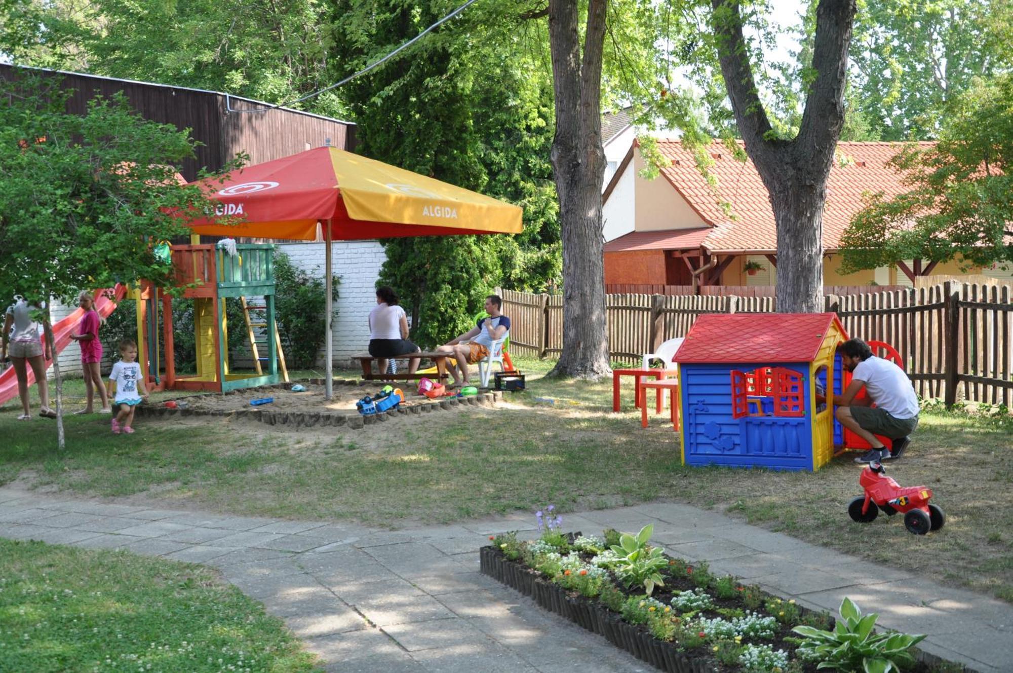 Hotel Melis Balatonlelle Luaran gambar